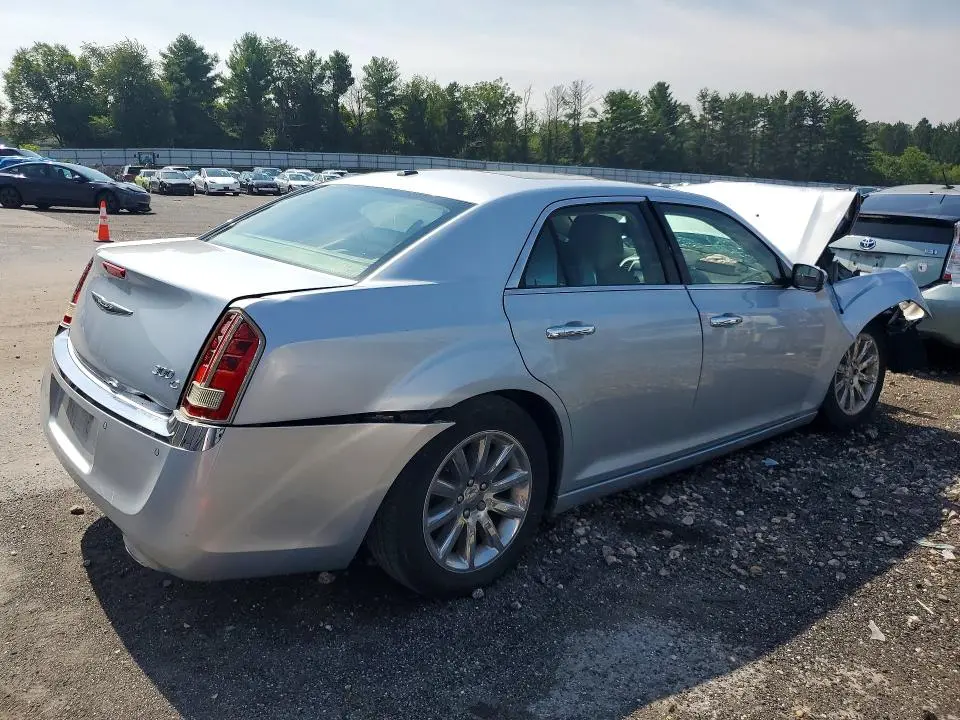 2013 CHRYSLER 300C   