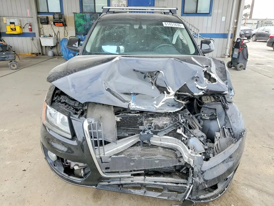 2011 AUDI Q5 PREMIUM  