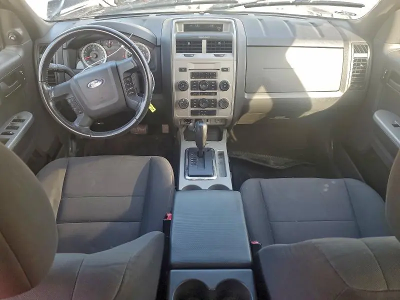 2011 FORD ESCAPE XLT  