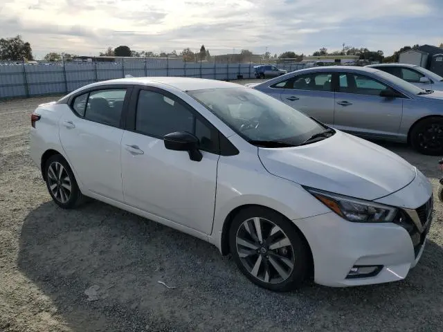 2021 NISSAN VERSA SR  