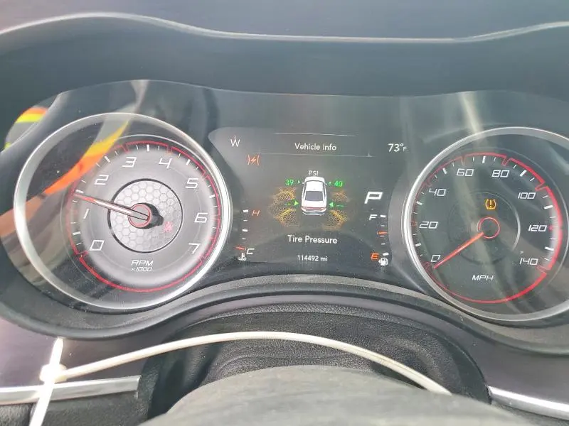 2015 DODGE CHARGER SE  