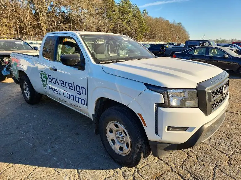 2022 NISSAN FRONTIER S  