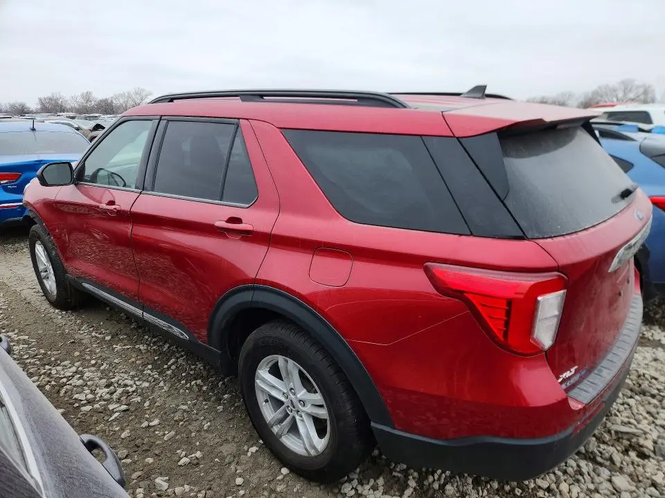 2022 FORD EXPLORER XLT  