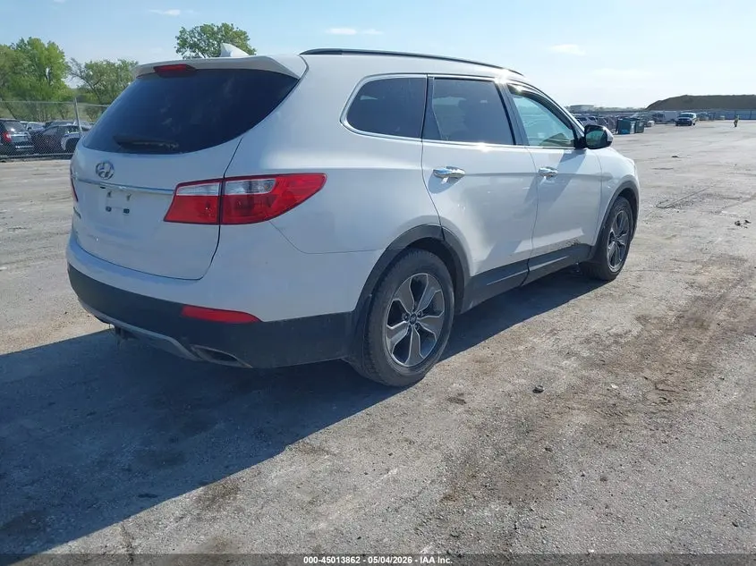 2016 HYUNDAI SANTA FE SE