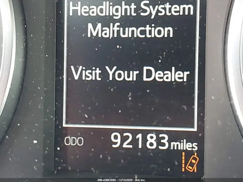 2019 TOYOTA HIGHLANDER LE