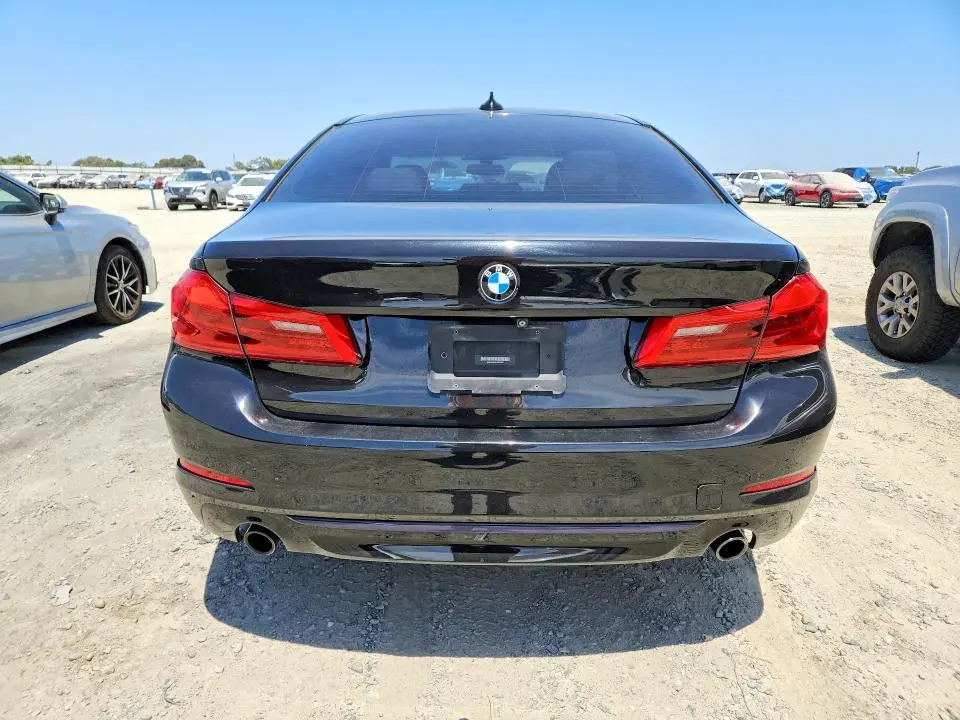 2018 BMW 530E   