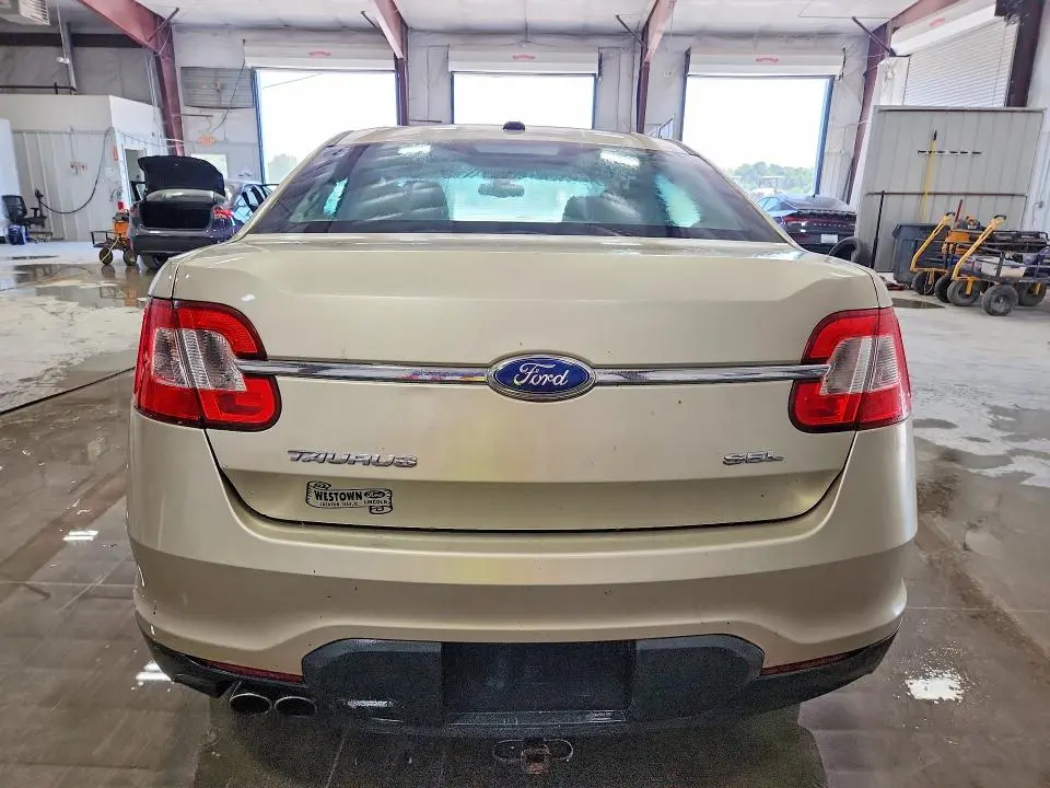 2011 FORD TAURUS SEL  
