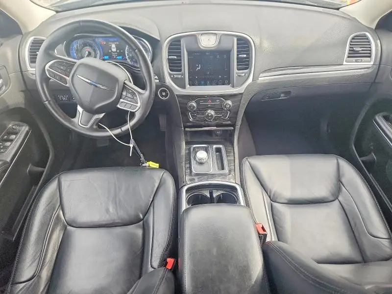 2017 CHRYSLER 300 LIMITED  