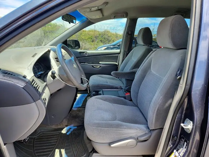 2010 TOYOTA SIENNA CE 7-PASSENGER  