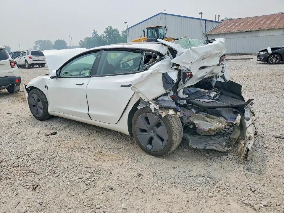 2021 TESLA MODEL 3   
