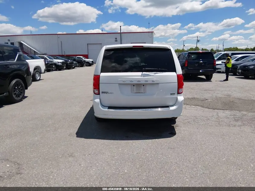 2016 DODGE GRAND CARAVAN SE