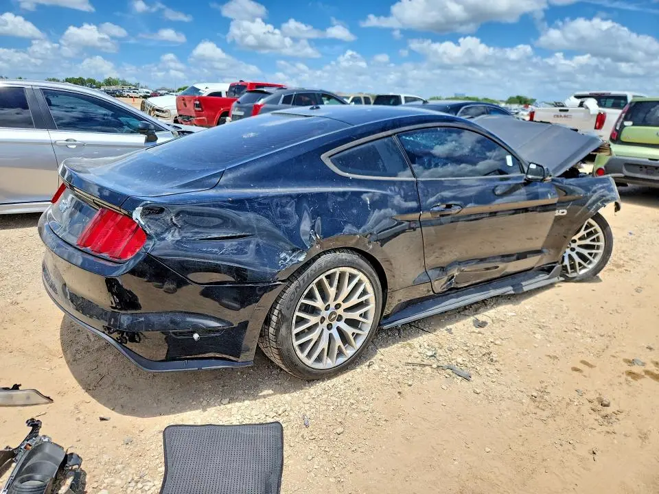 2017 FORD MUSTANG GT  