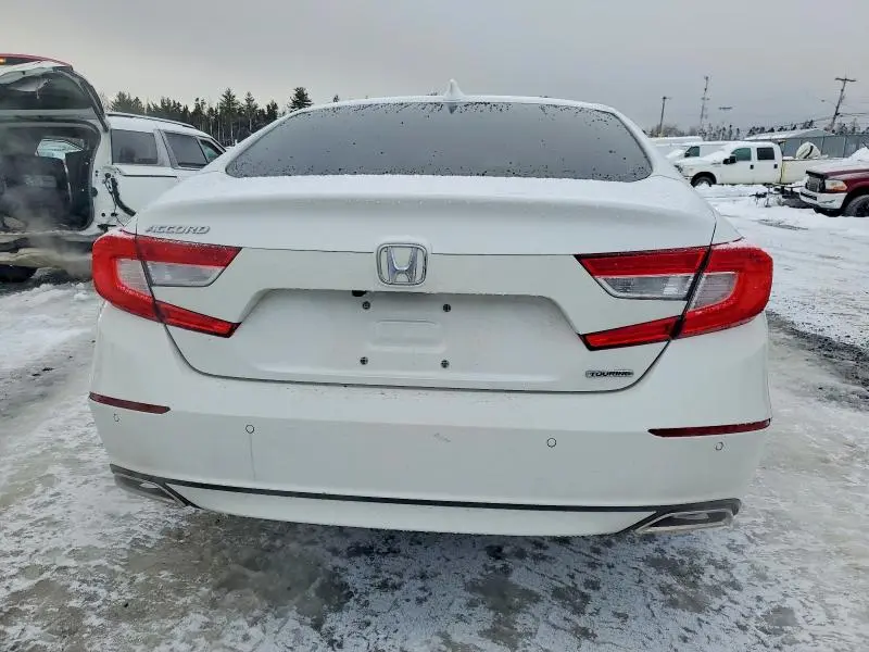 2020 HONDA ACCORD TOURING  