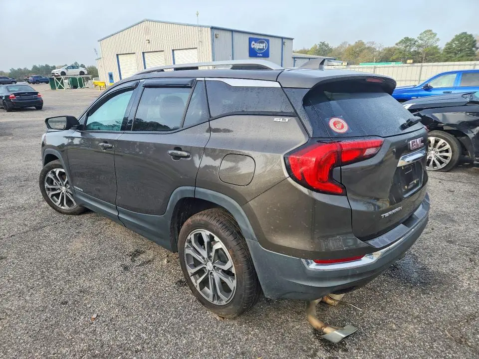 2020 GMC TERRAIN SLT  