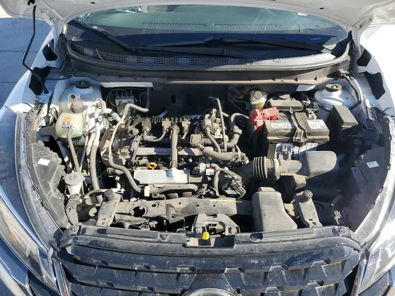 2021 NISSAN KICKS SR  