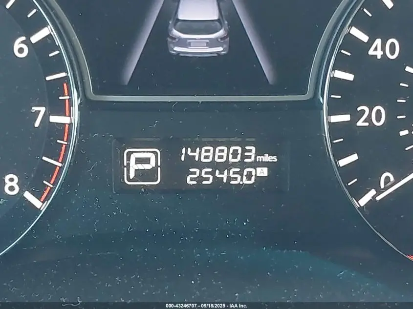 2015 NISSAN PATHFINDER SV