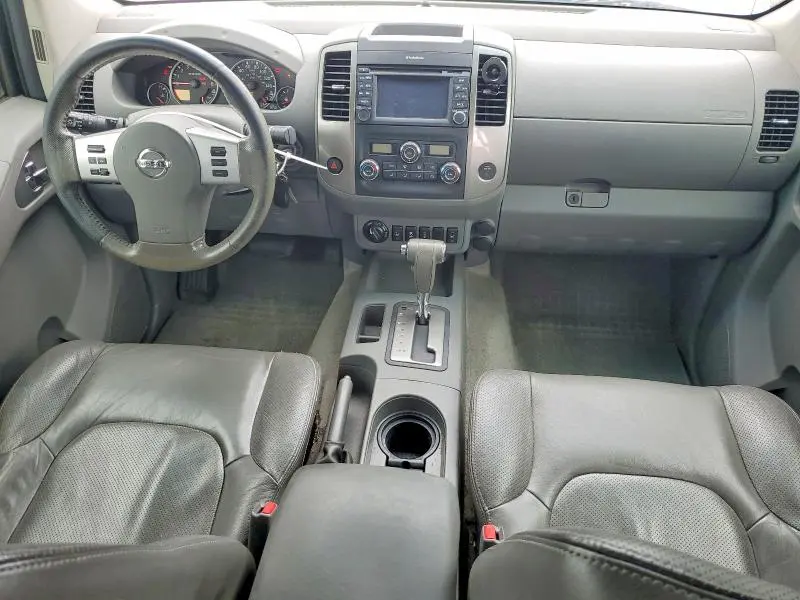 2013 NISSAN FRONTIER S  