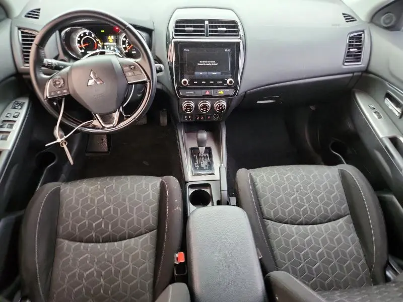 2021 MITSUBISHI OUTLANDER   