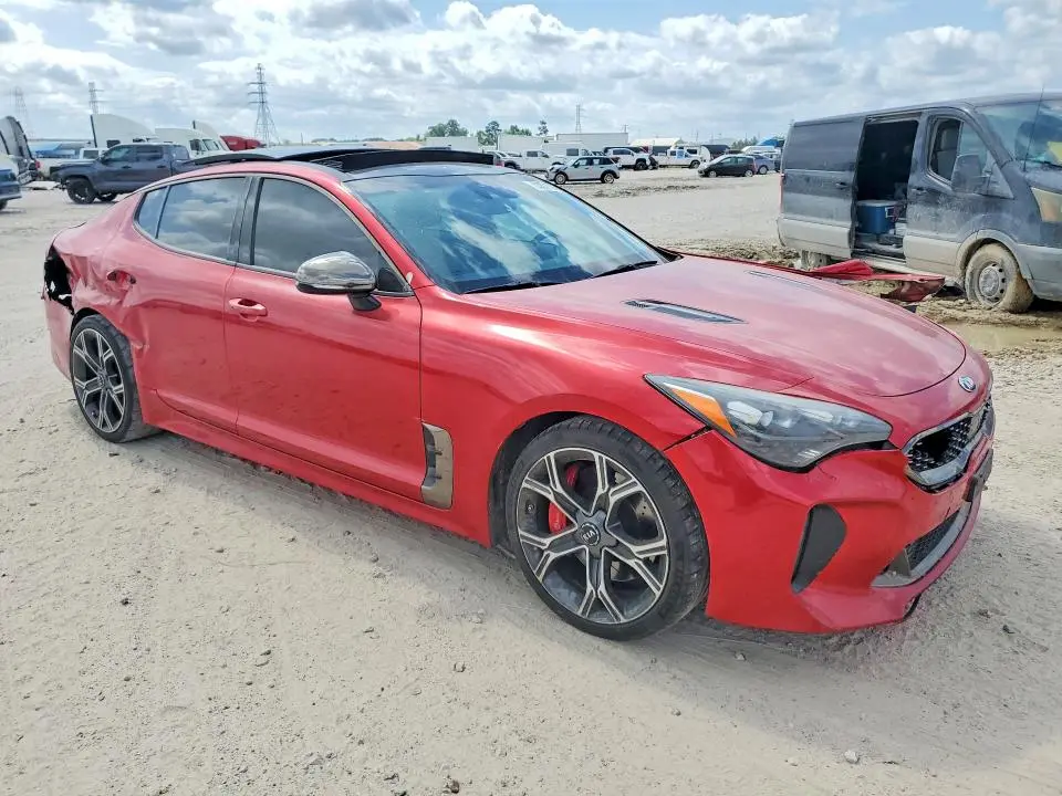 2018 KIA STINGER GT2  