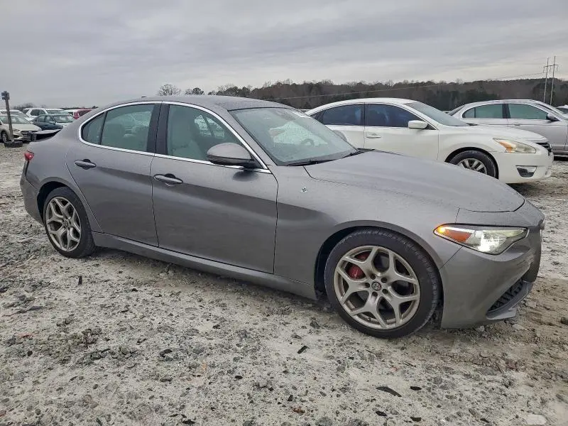 2019 ALFA ROMEO GIULIA TI  