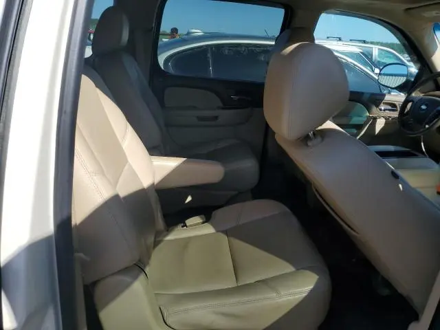 2012 CHEVROLET SUBURBAN K1500 LTZ  