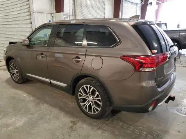 2017 MITSUBISHI OUTLANDER SE  