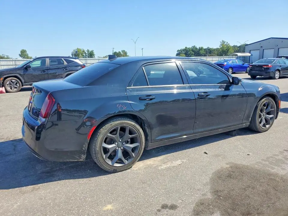 2023 CHRYSLER 300 S  