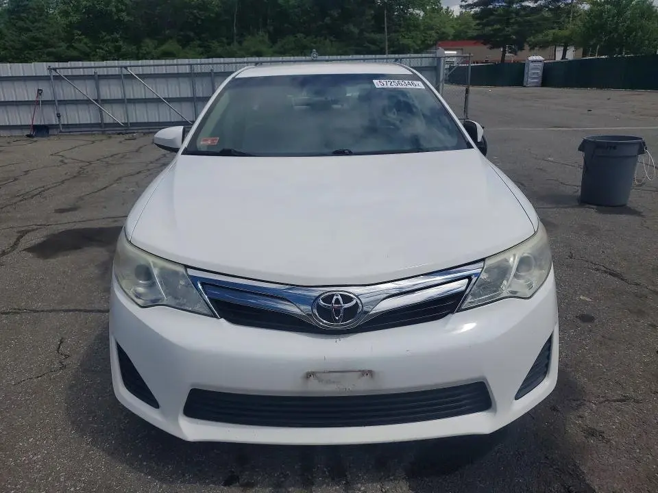 2014 TOYOTA CAMRY LE  