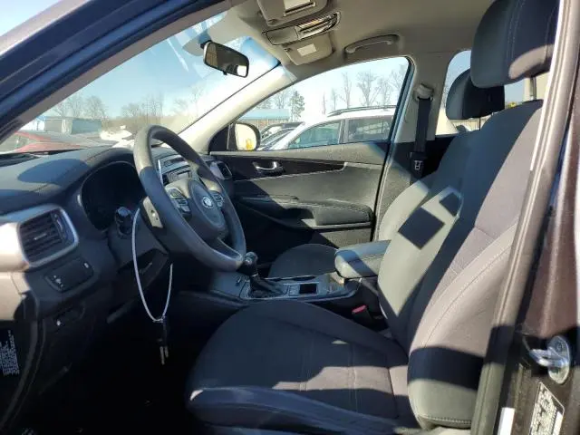 2017 KIA SORENTO LX  
