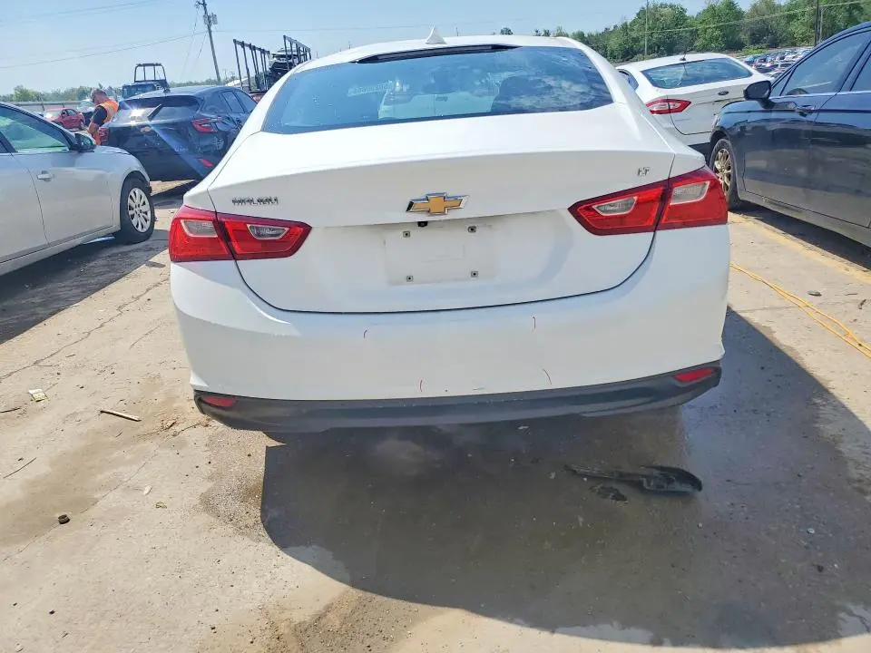 2017 CHEVROLET MALIBU LT  