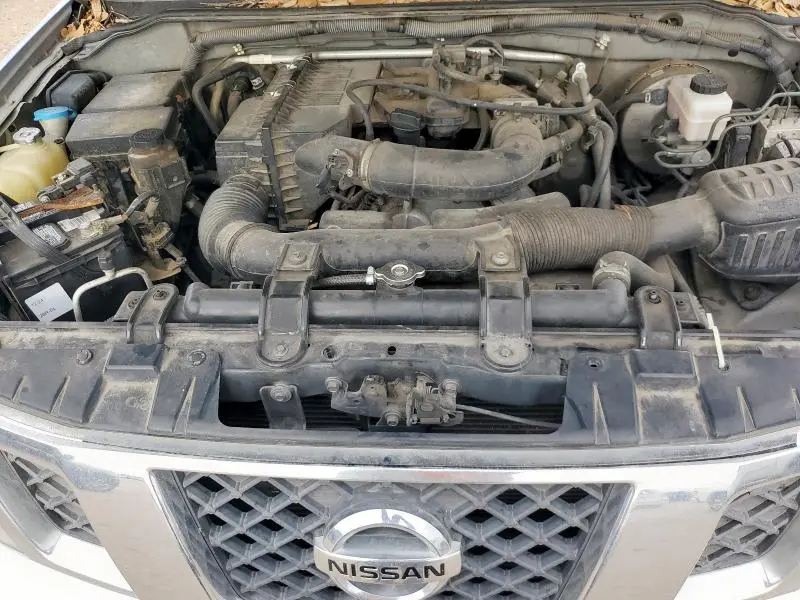 2012 NISSAN FRONTIER S  