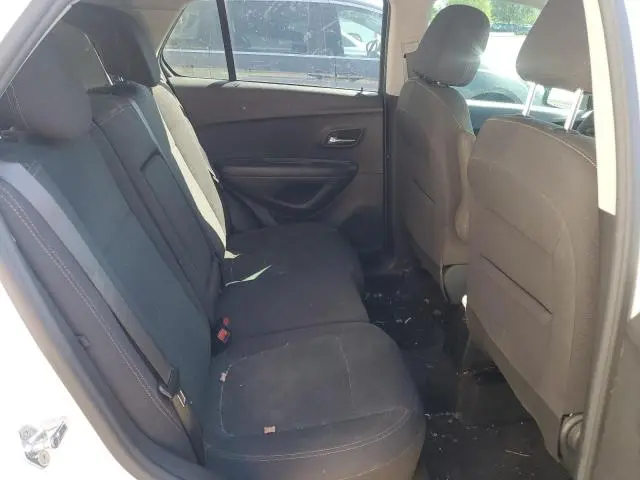 2022 CHEVROLET TRAX LS  