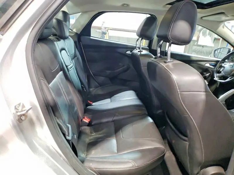 2012 FORD FOCUS TITANIUM  