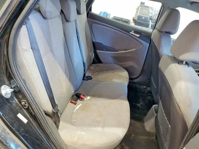 2013 HYUNDAI ACCENT GS  
