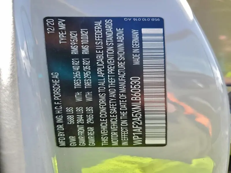 2021 PORSCHE MACAN TURBO  