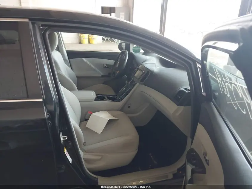 2013 TOYOTA VENZA LE