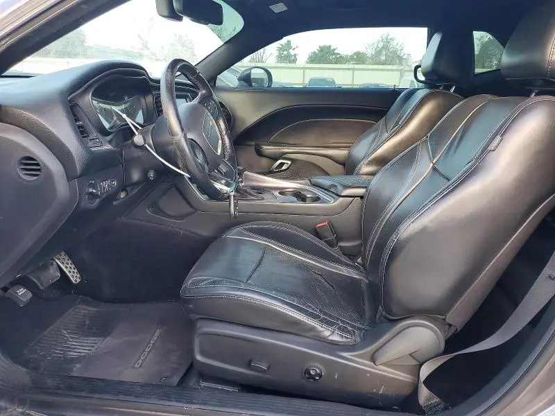 2016 DODGE CHALLENGER SXT  