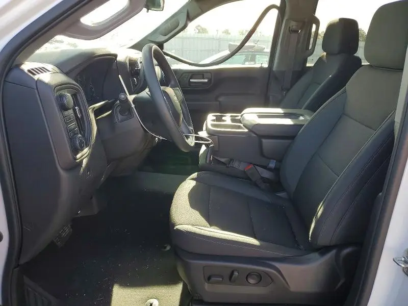 2025 CHEVROLET SILVERADO K1500 CUSTOM  