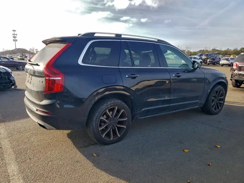2016 VOLVO XC90 T6  