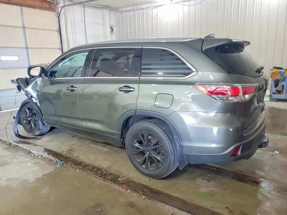 2015 TOYOTA HIGHLANDER XLE  