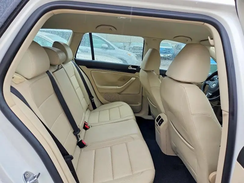2011 VOLKSWAGEN JETTA TDI  