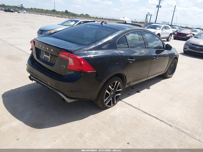 2017 VOLVO S60 T5 DYNAMIC