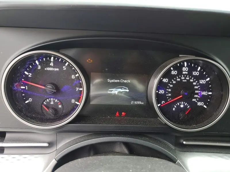 2024 KIA CARNIVAL LX  