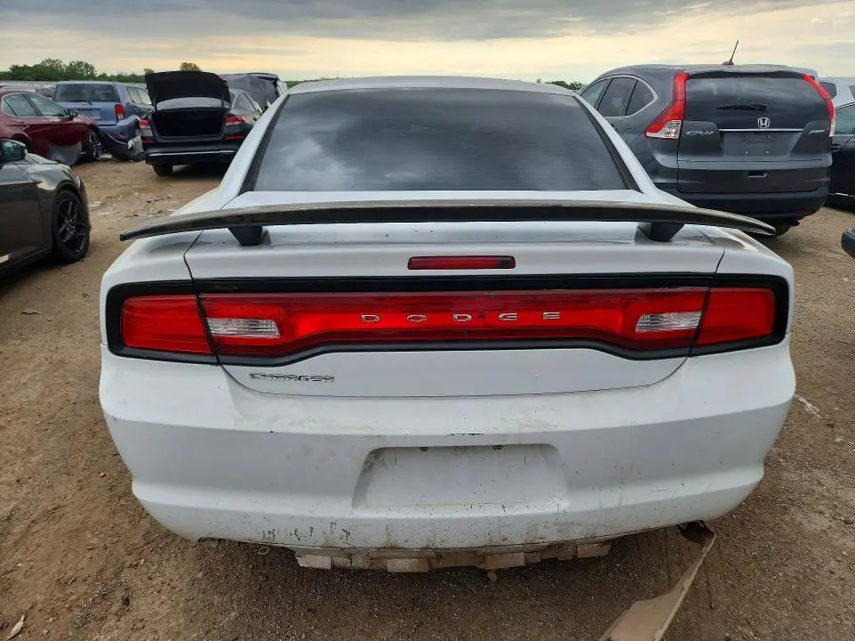 2014 DODGE CHARGER SE  