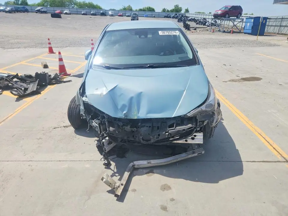 2017 TOYOTA PRIUS THREE TOURING  