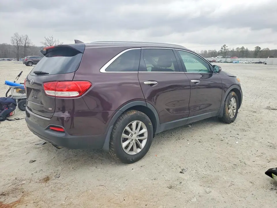 2016 KIA SORENTO LX  