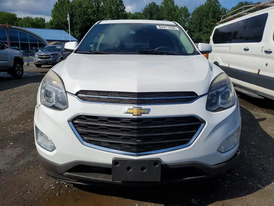 2017 CHEVROLET EQUINOX LT  