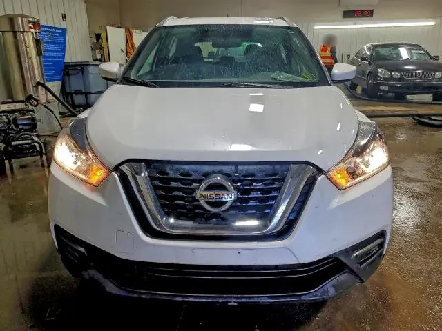 2018 NISSAN KICKS S  