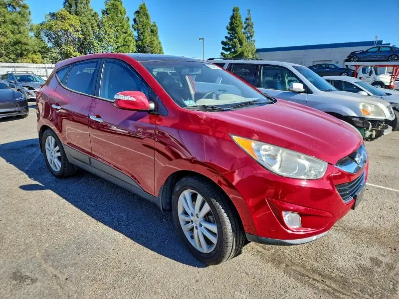 2013 HYUNDAI TUCSON GLS  