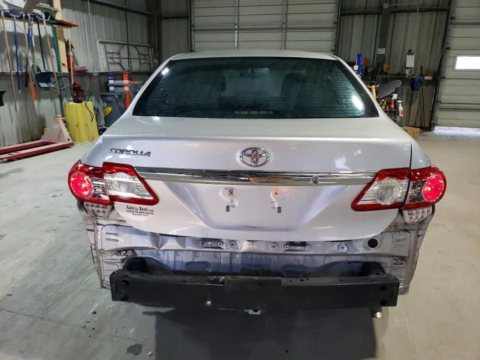 2013 TOYOTA COROLLA BASE  